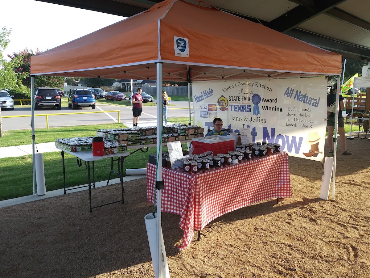 Saginaw Farmers Market at Switchyard